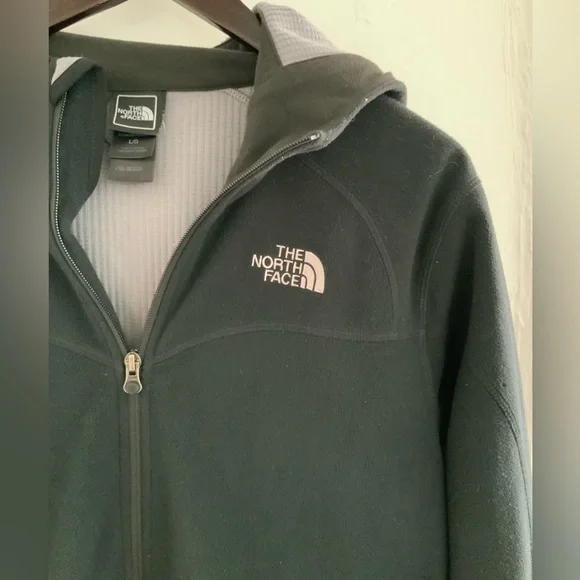 North Face Black Windwall Soft Jacket - Picture 3 of 12